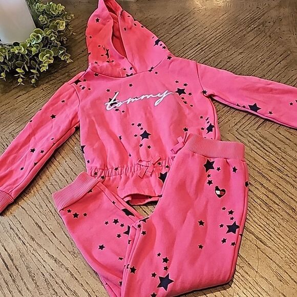 Tommy Hilfiger star hoodie and sweatpant set size 5 - Picture 1 of 15